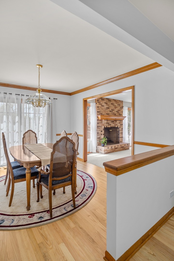 27W225 Ash Court, Winfield, IL 60190