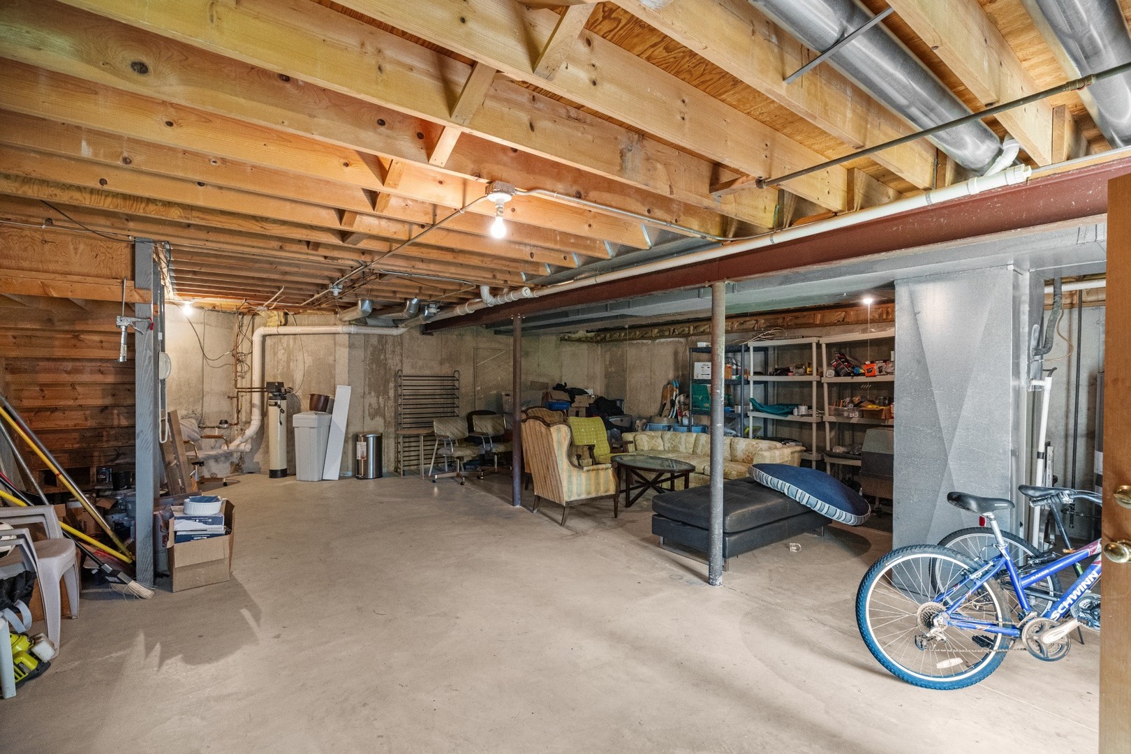 27W225 Ash Court, Winfield, IL 60190