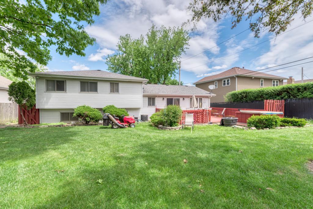 768 George Street, Bensenville, IL 60106