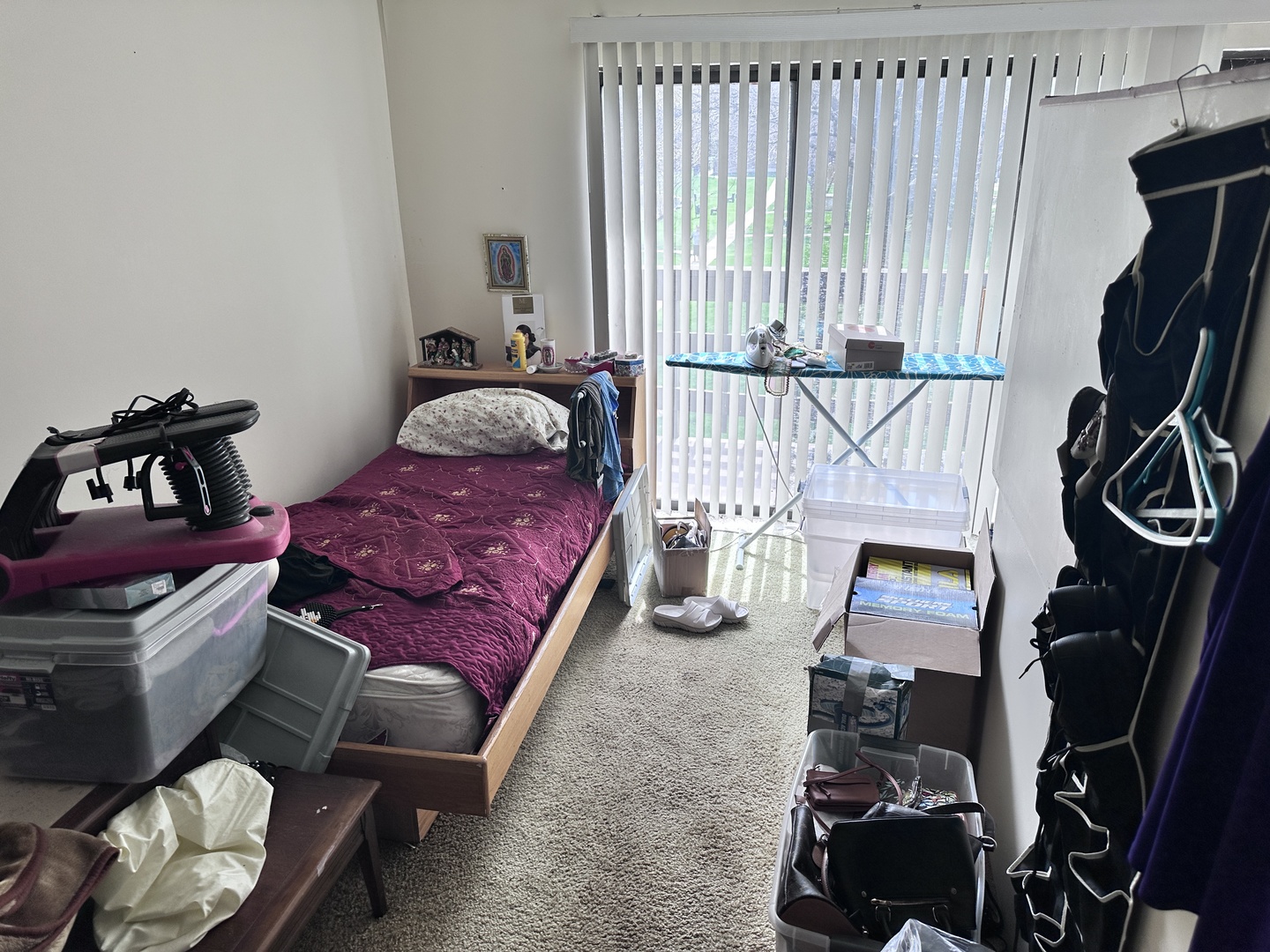 804 Kenneth Circle #804, Elgin, IL 60120