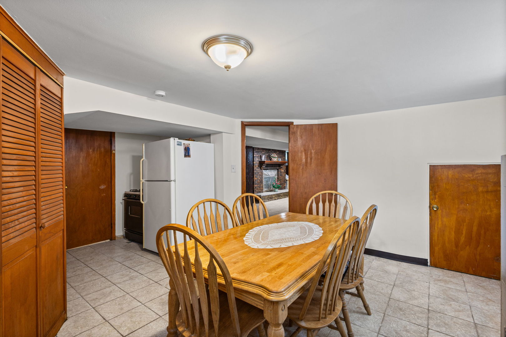 8240 45th Street, Lyons, IL 60534