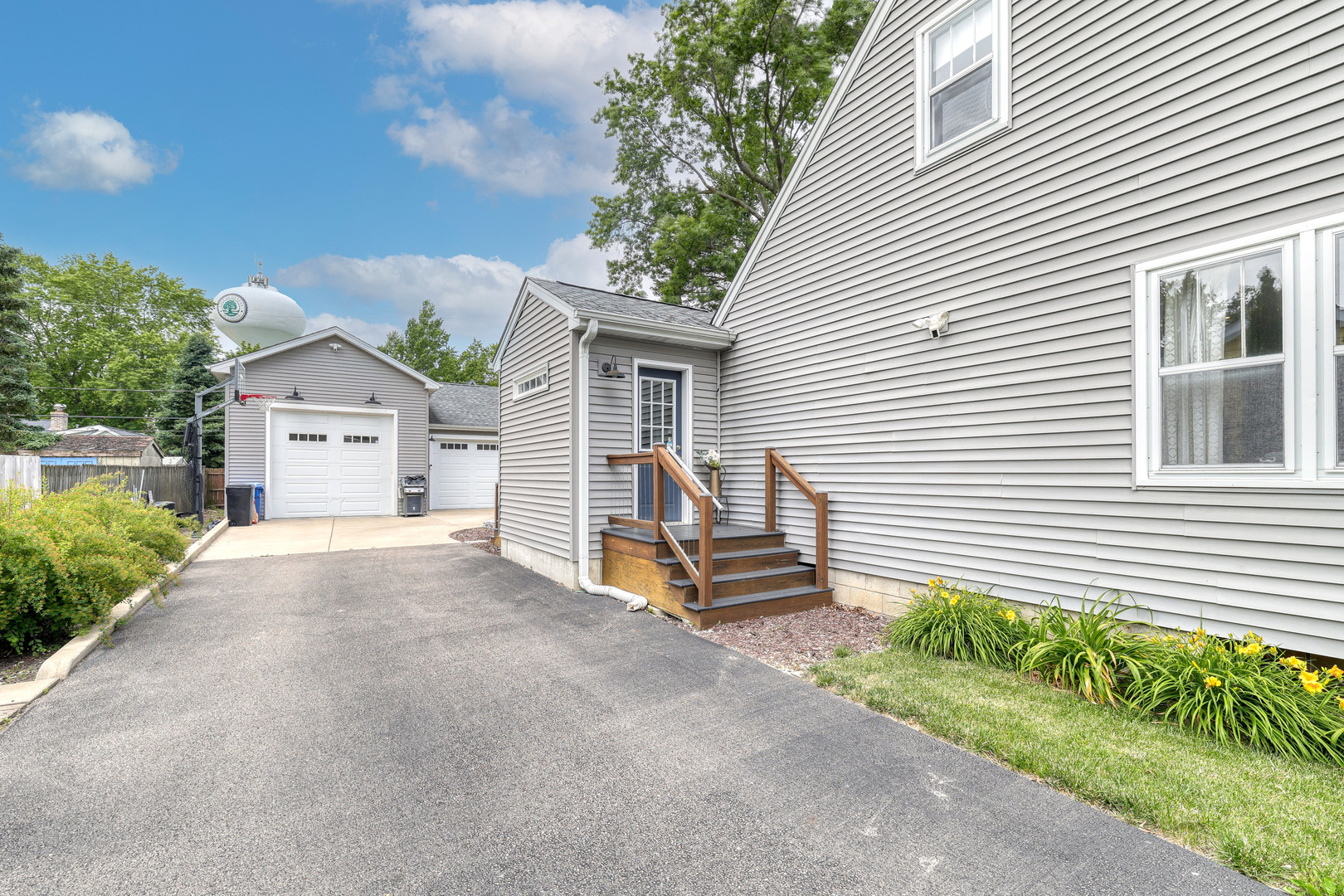 624 N Lincoln Avenue, Geneva, IL 60134