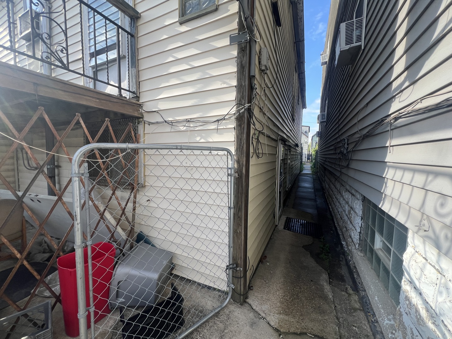 2111 W 50th Place, Chicago, IL 60609