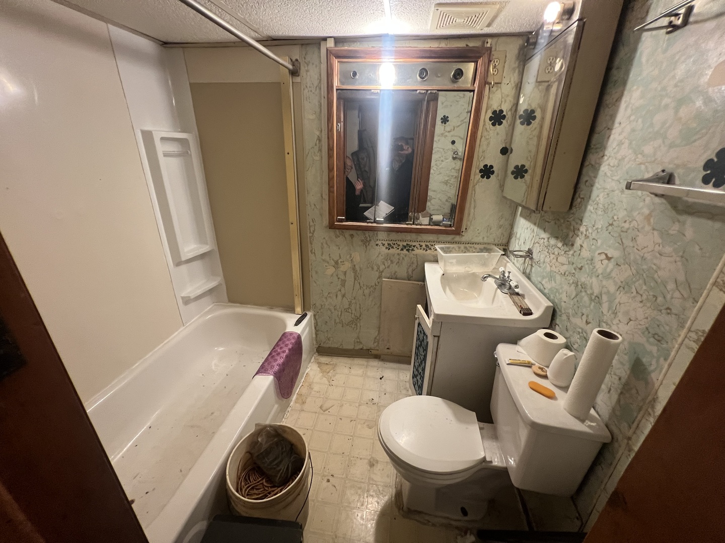 2111 W 50th Place, Chicago, IL 60609