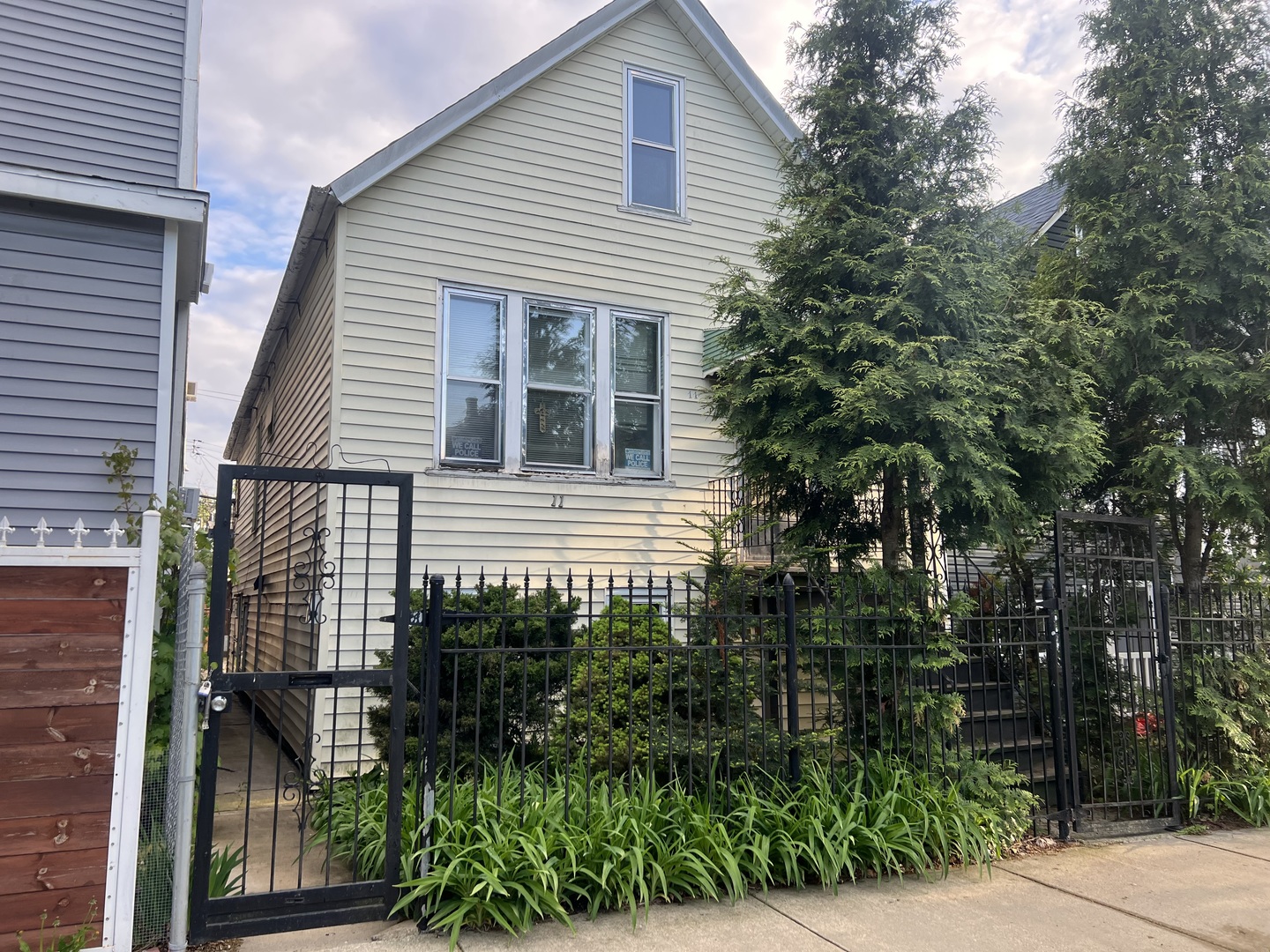 2111 W 50th Place, Chicago, IL 60609