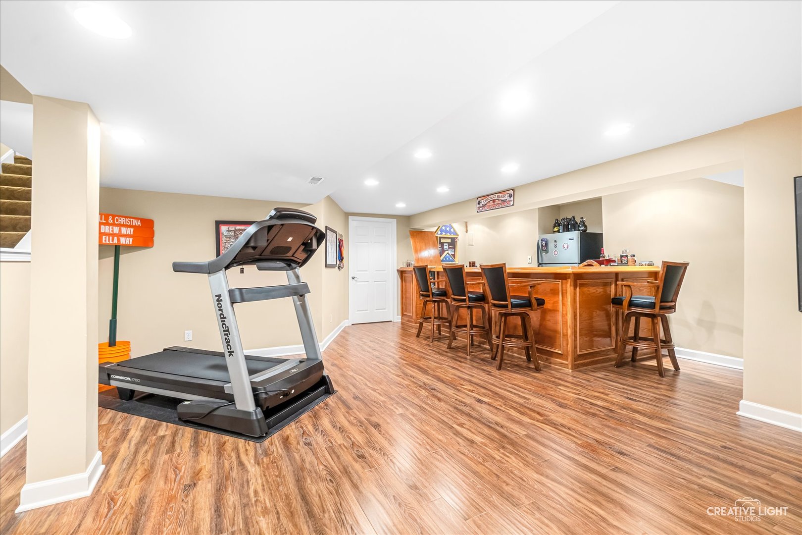 390 Bloomfield Circle, Oswego, IL 60543