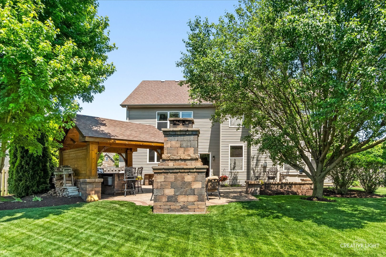 390 Bloomfield Circle, Oswego, IL 60543
