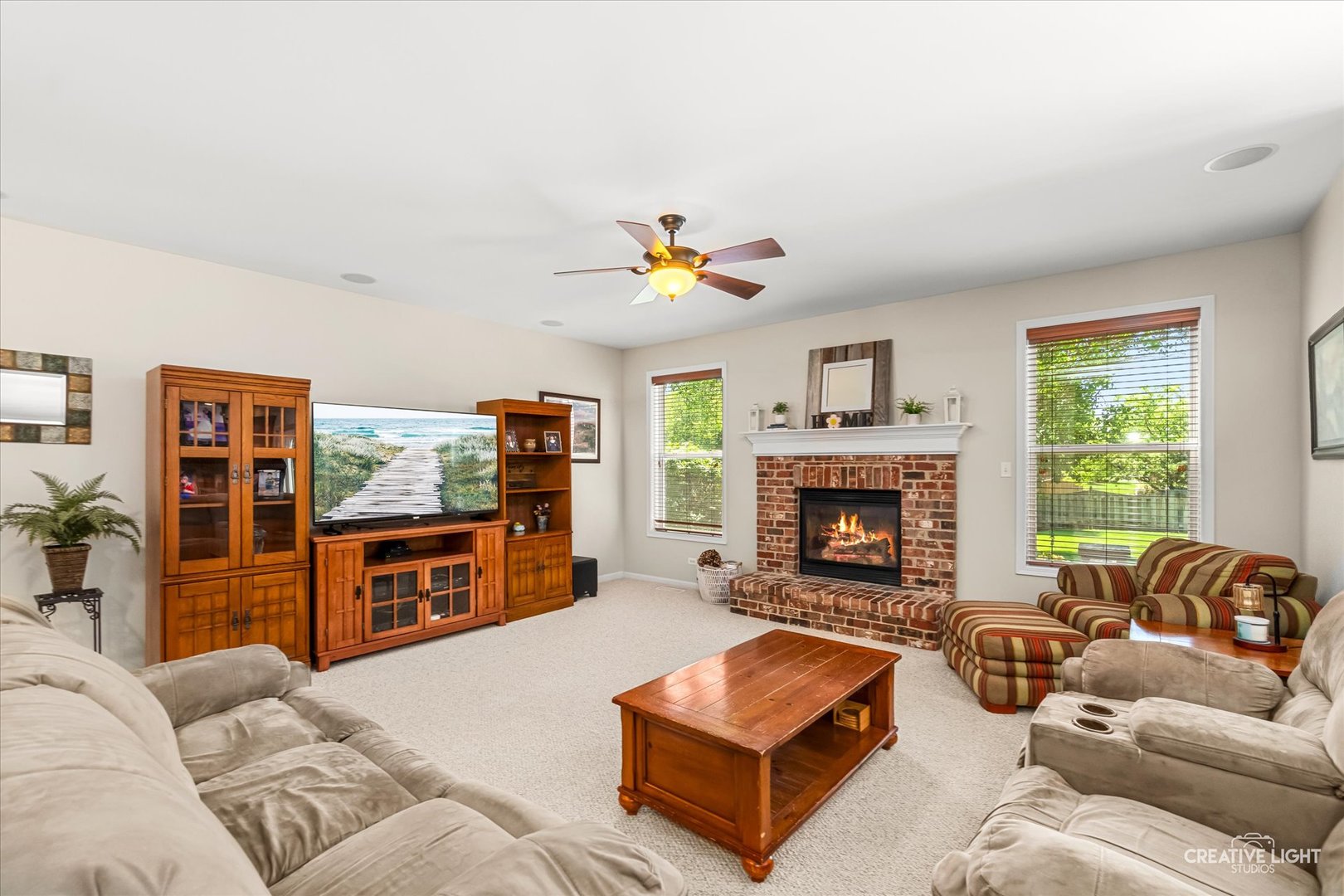 390 Bloomfield Circle, Oswego, IL 60543
