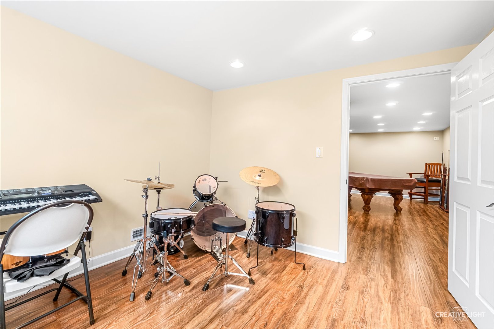 390 Bloomfield Circle, Oswego, IL 60543