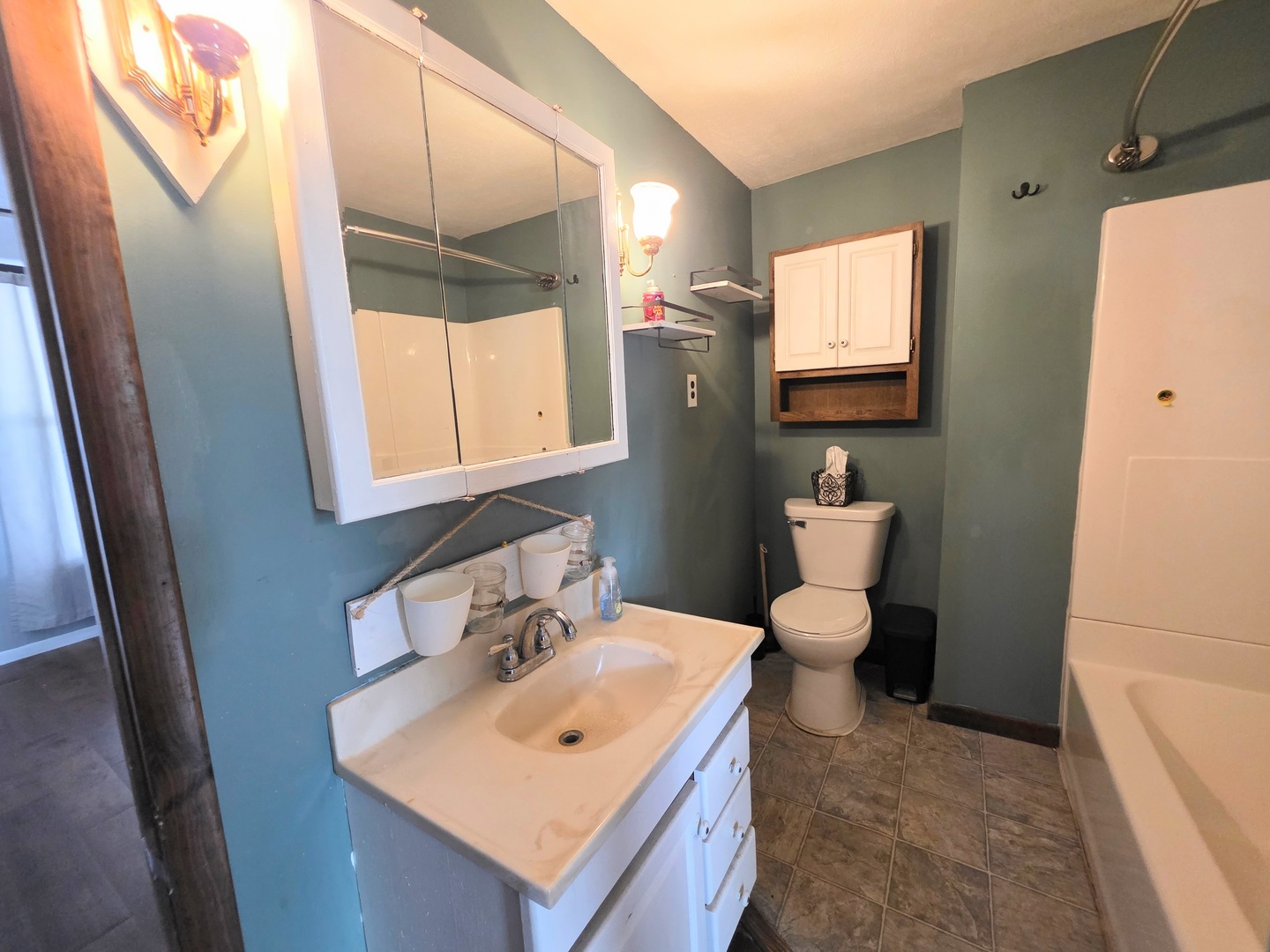 919 E Johnson Street, Clinton, IL 61727