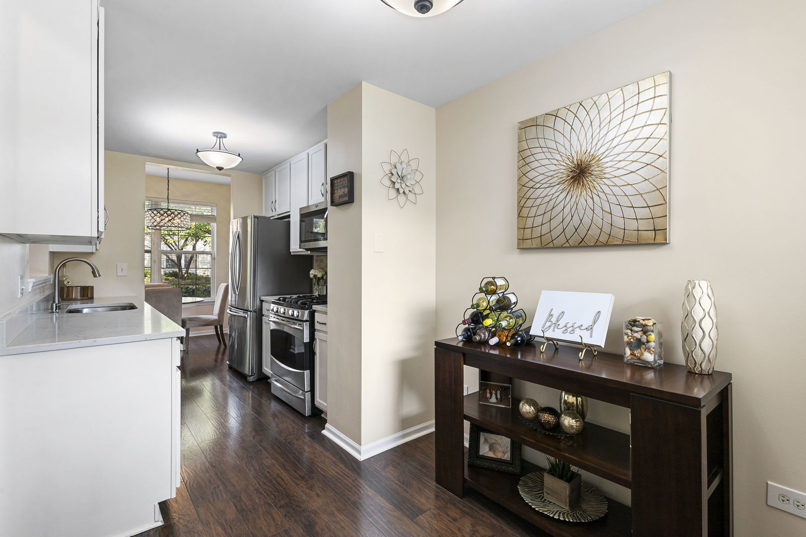 2950 Rutland Circle #0, Naperville, IL 60564
