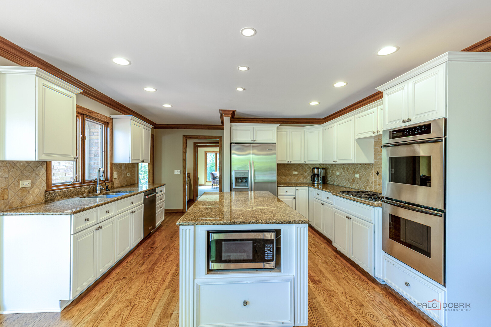 3944 Lakeview Court, Long Grove, IL 60047