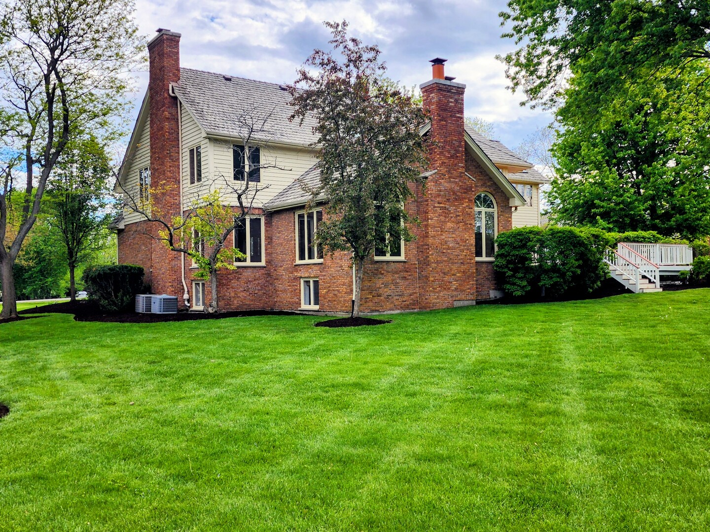 3944 Lakeview Court, Long Grove, IL 60047