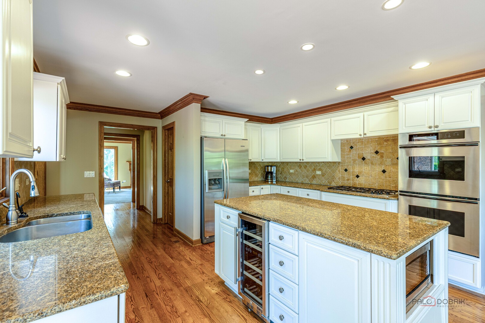 3944 Lakeview Court, Long Grove, IL 60047