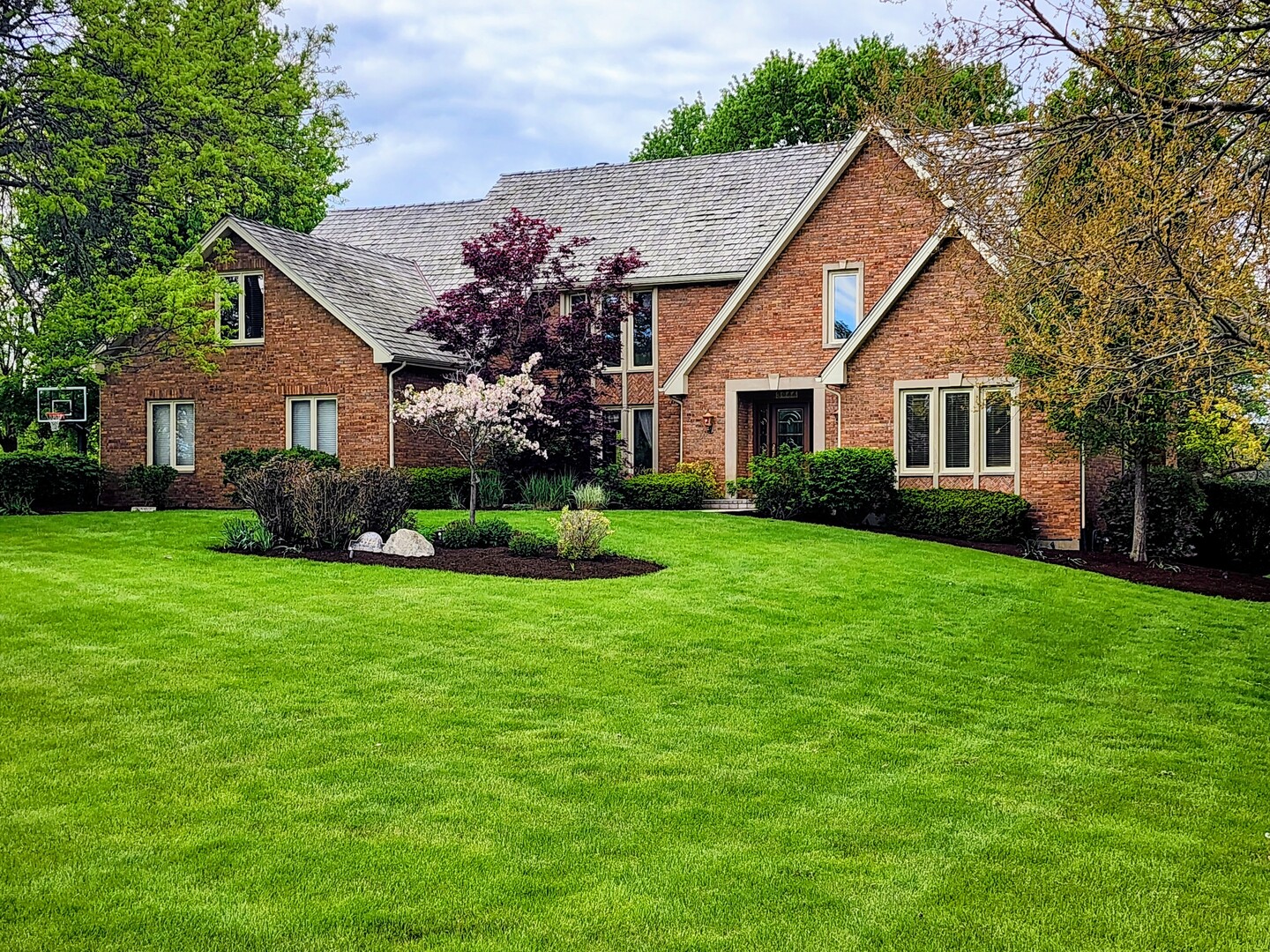 3944 Lakeview Court, Long Grove, IL 60047