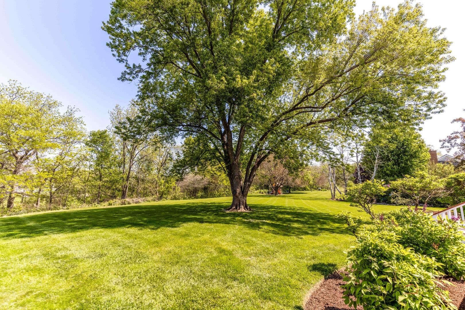 3944 Lakeview Court, Long Grove, IL 60047