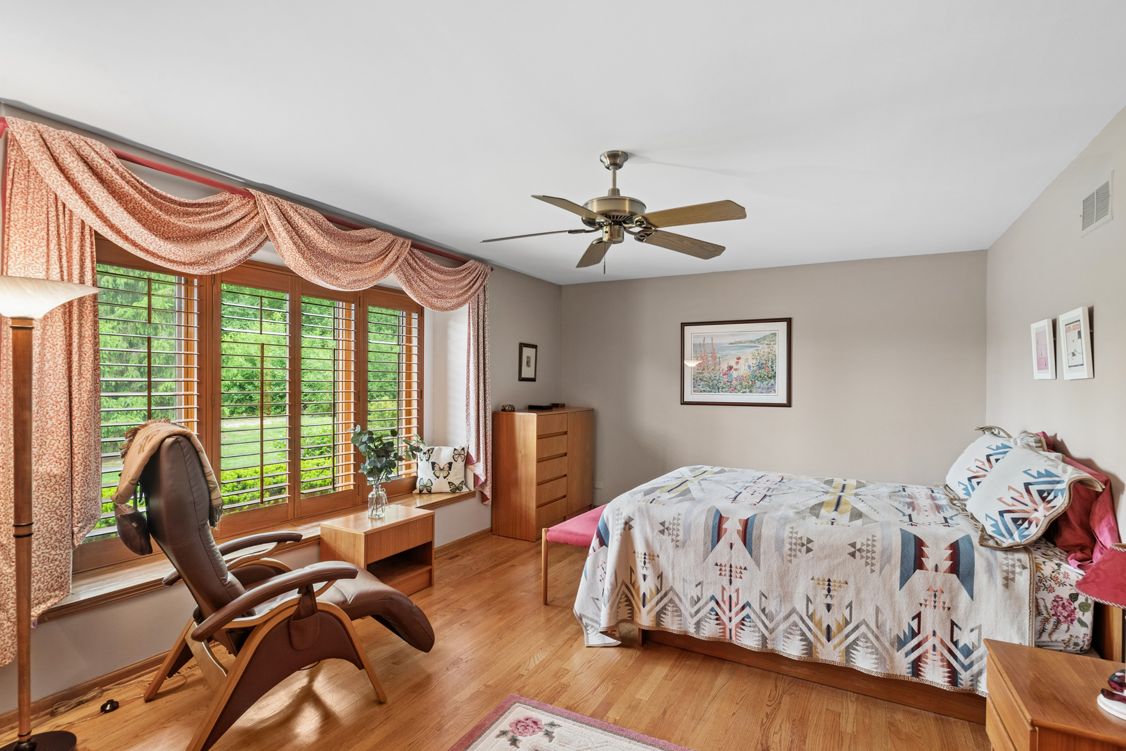 707 Chelsey Court #707, Gurnee, IL 60031