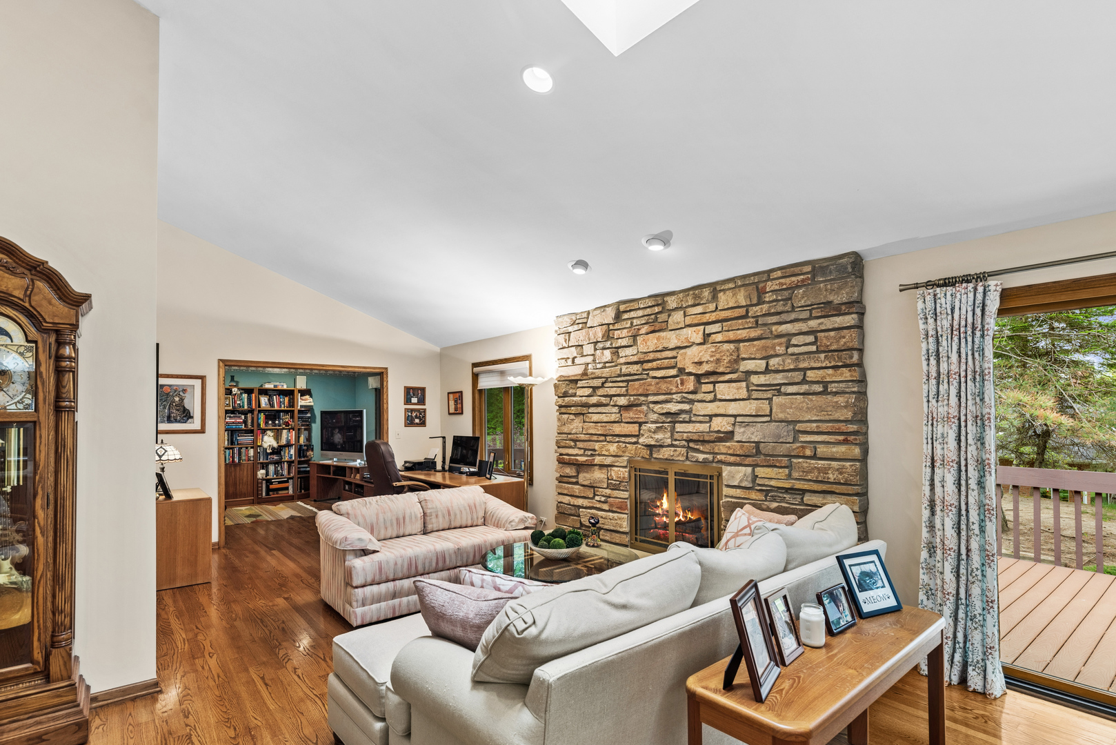 707 Chelsey Court #707, Gurnee, IL 60031