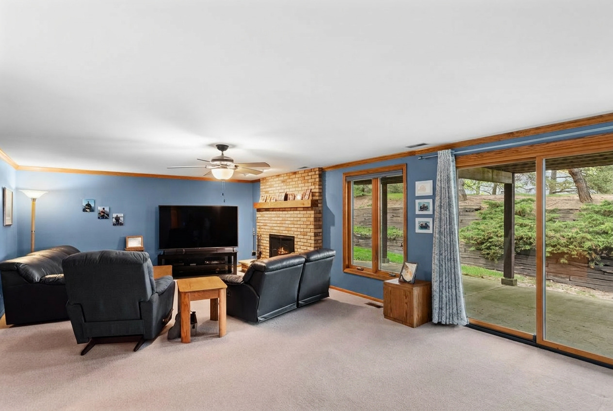 707 Chelsey Court #707, Gurnee, IL 60031