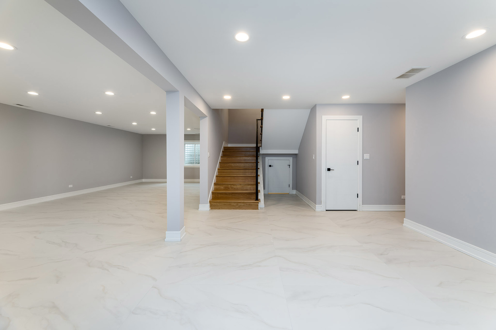 8348 W Farragut Street, Norridge, IL 60706