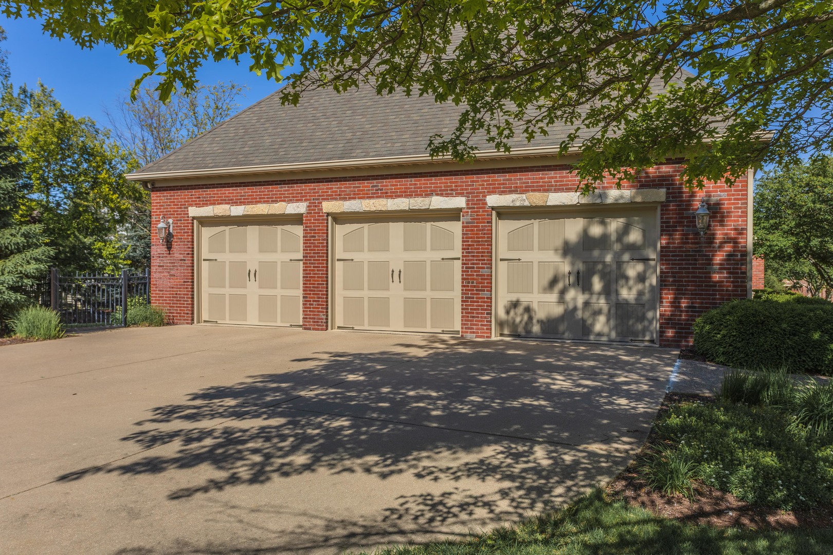 4 Bohrer Court, Bloomington, IL 61704