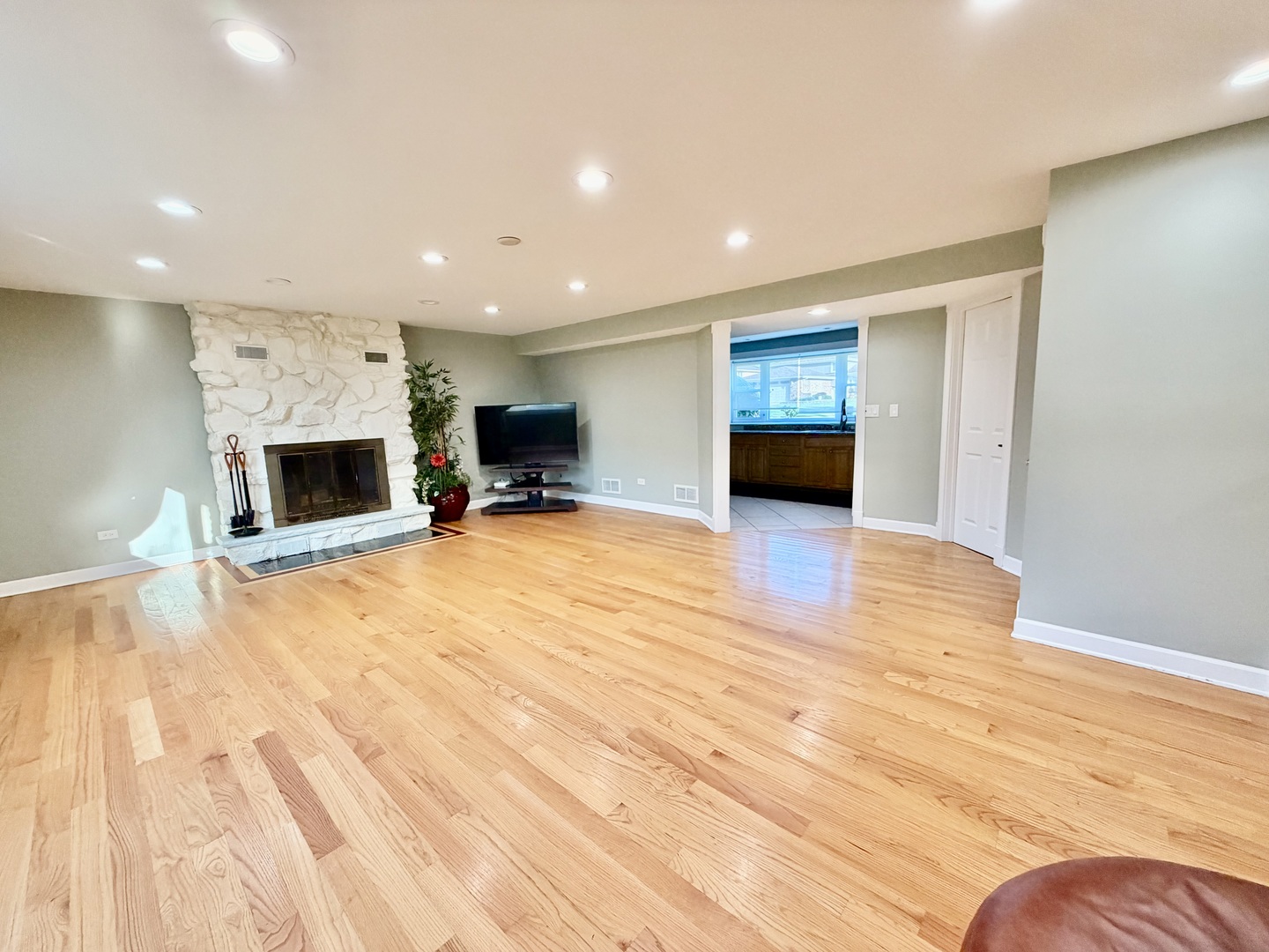 12118 W SOMERSET Road, Orland Park, IL 60467