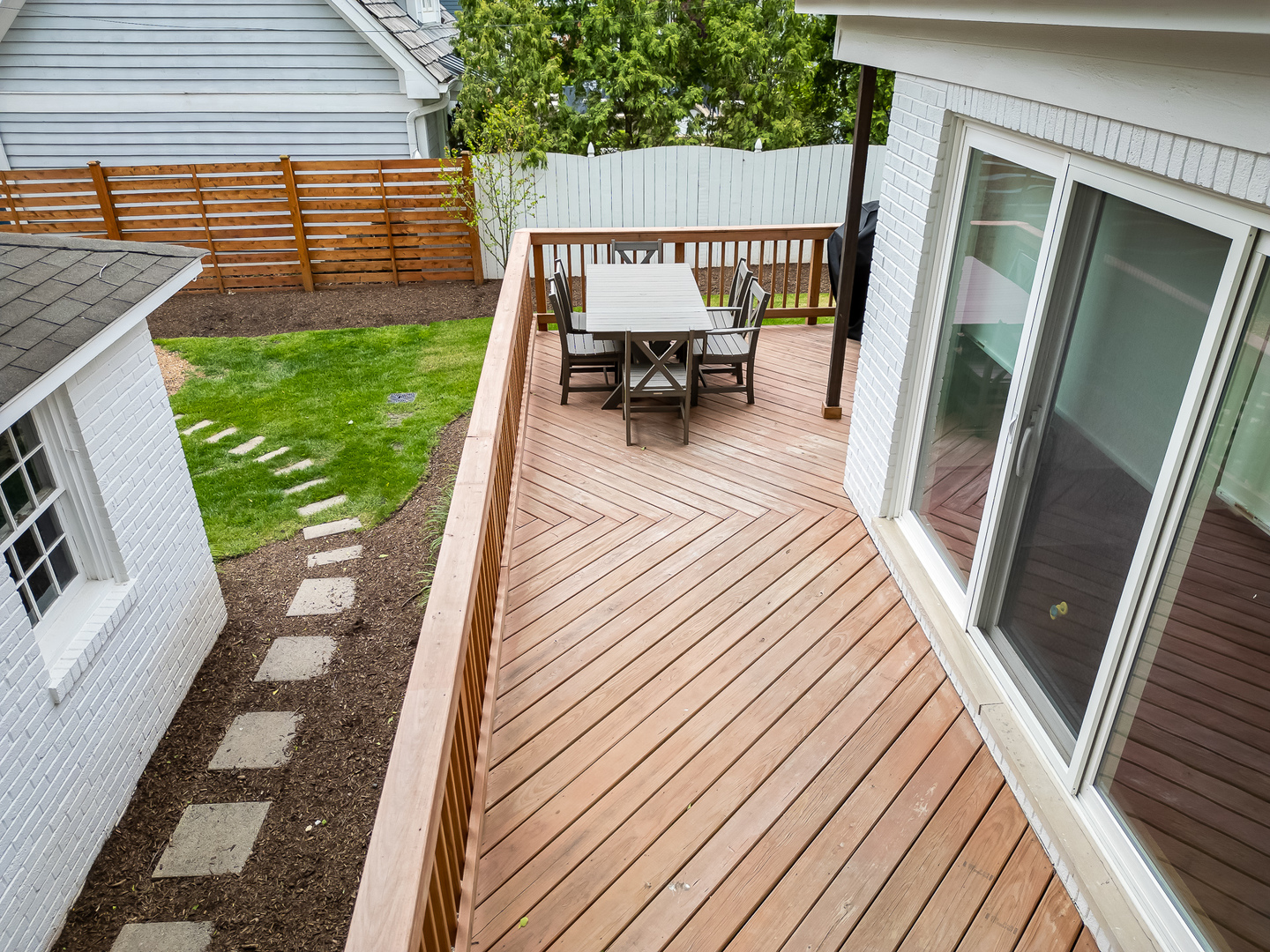 9 S Bruner Street, Hinsdale, IL 60521