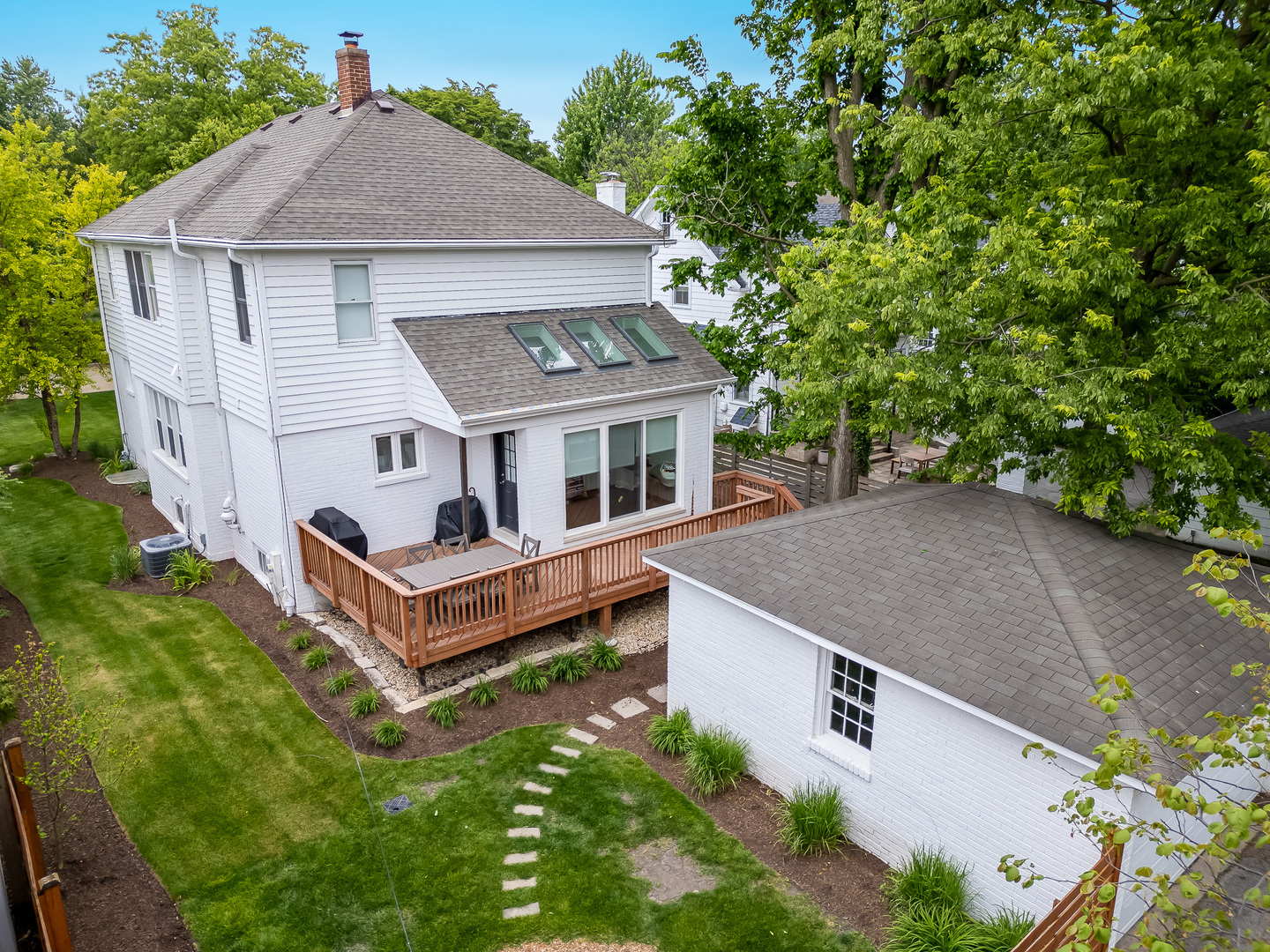 9 S Bruner Street, Hinsdale, IL 60521