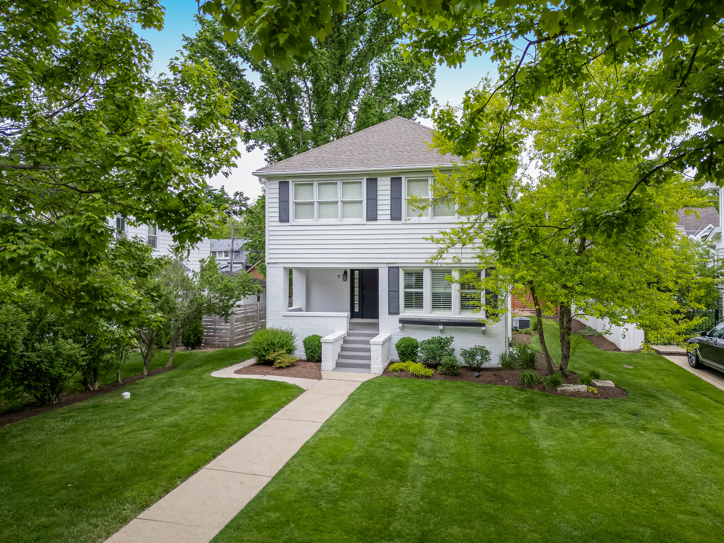 9 S Bruner Street, Hinsdale, IL 60521