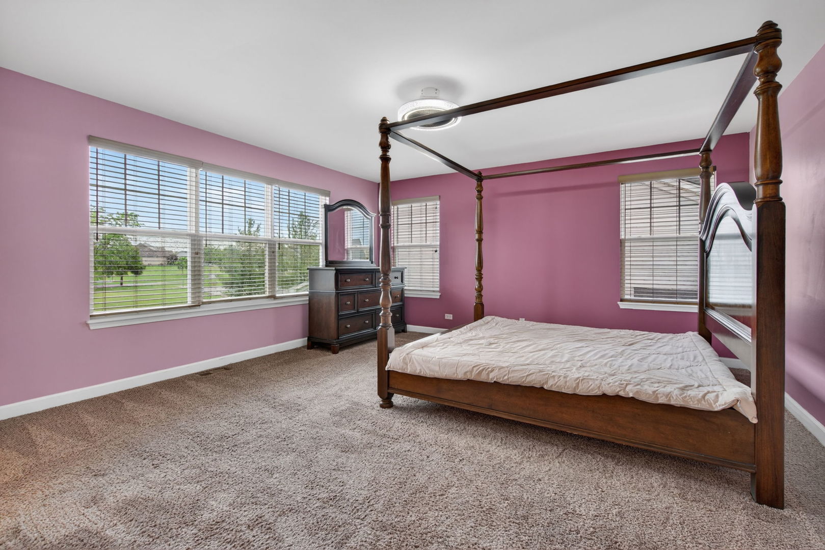 12807 Timber Wood Circle, Plainfield, IL 60585