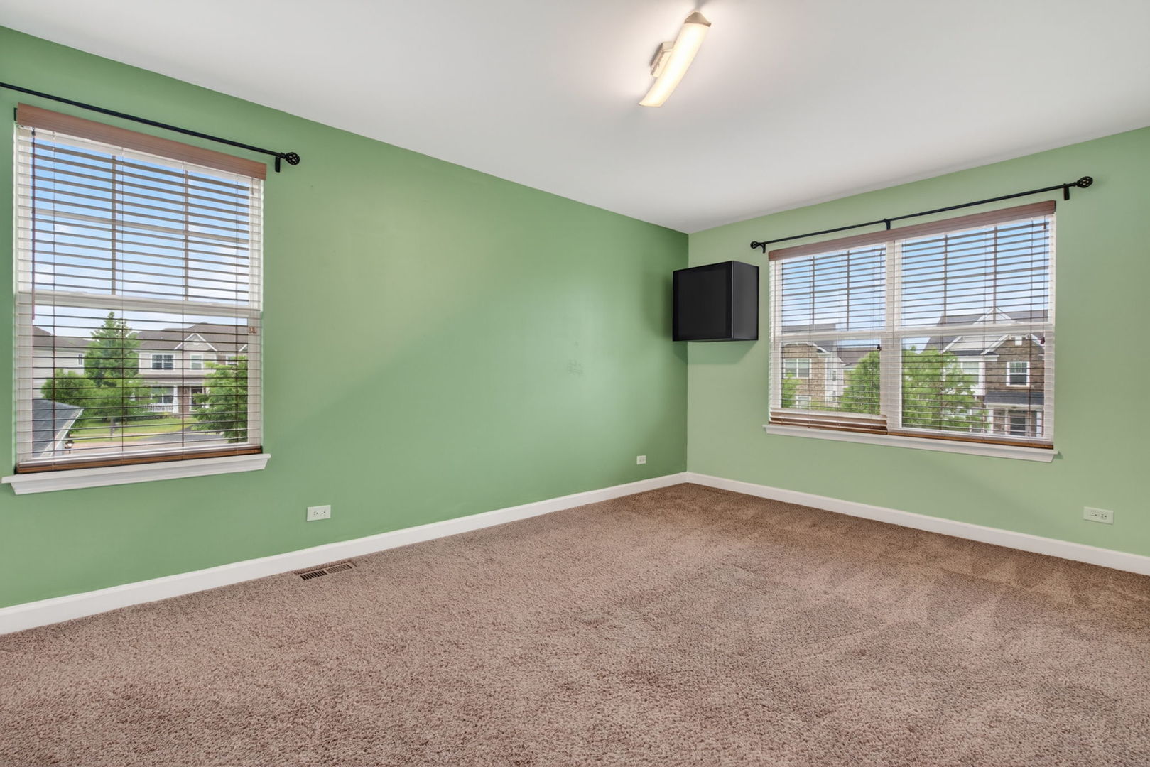 12807 Timber Wood Circle, Plainfield, IL 60585