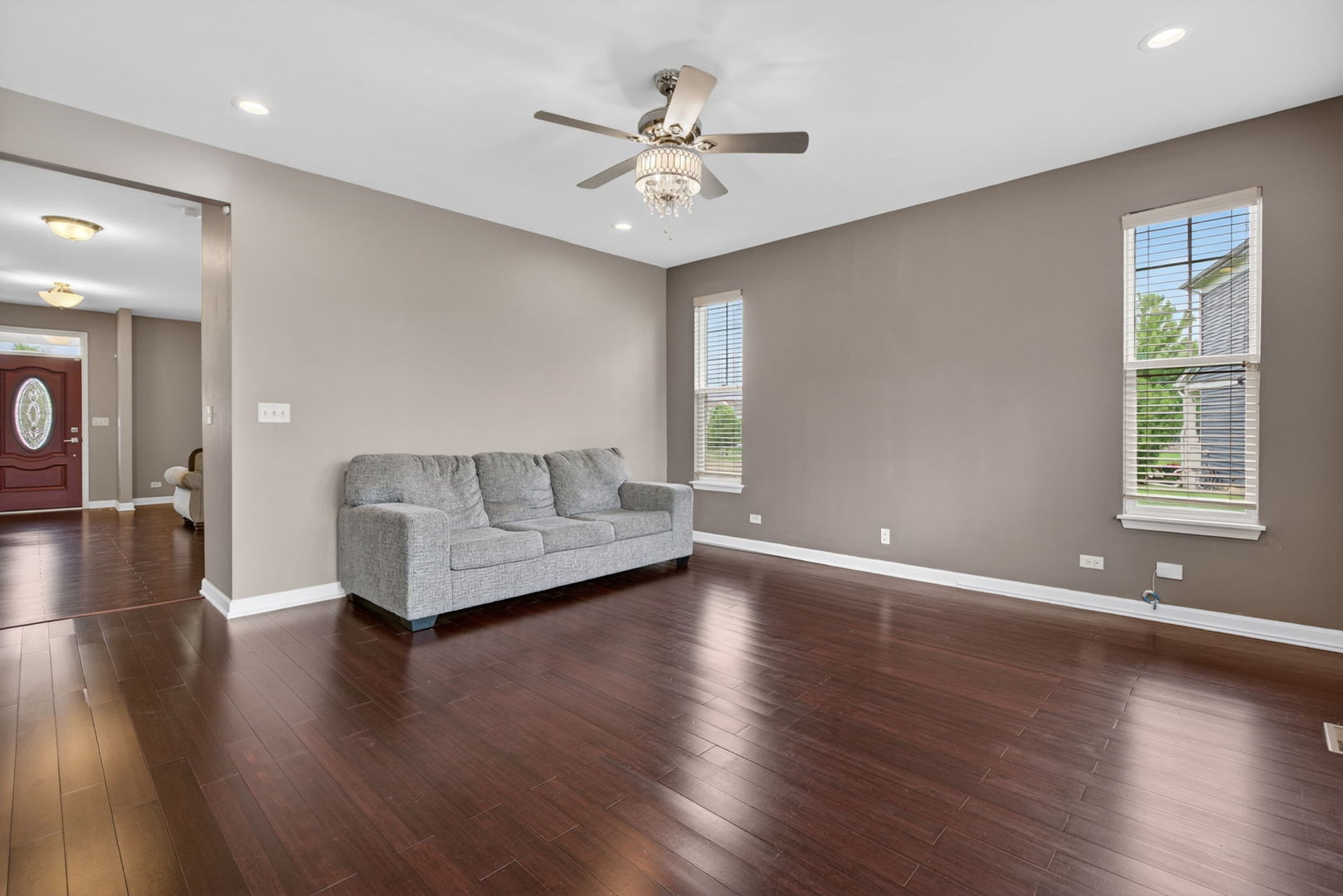 12807 Timber Wood Circle, Plainfield, IL 60585