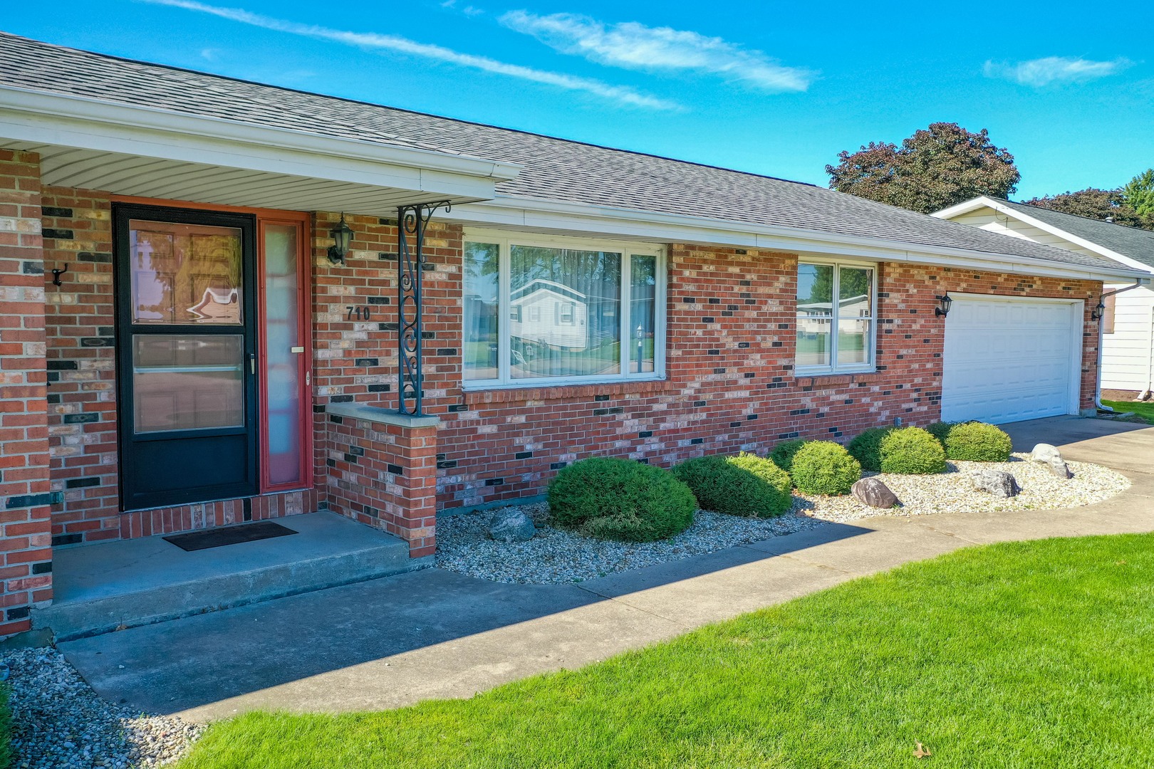 710 E Central Avenue, Princeton, IL 61356