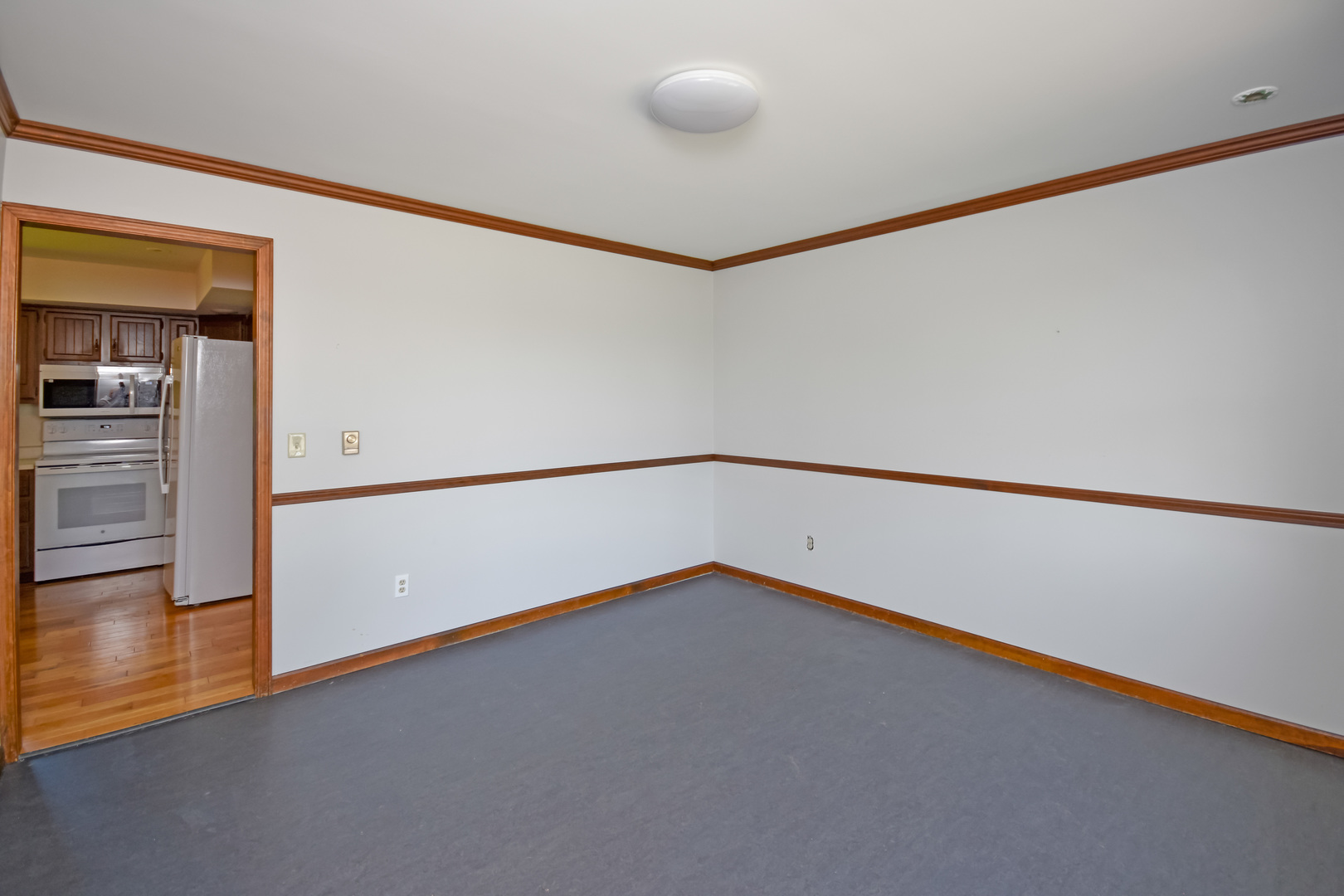 710 E Central Avenue, Princeton, IL 61356