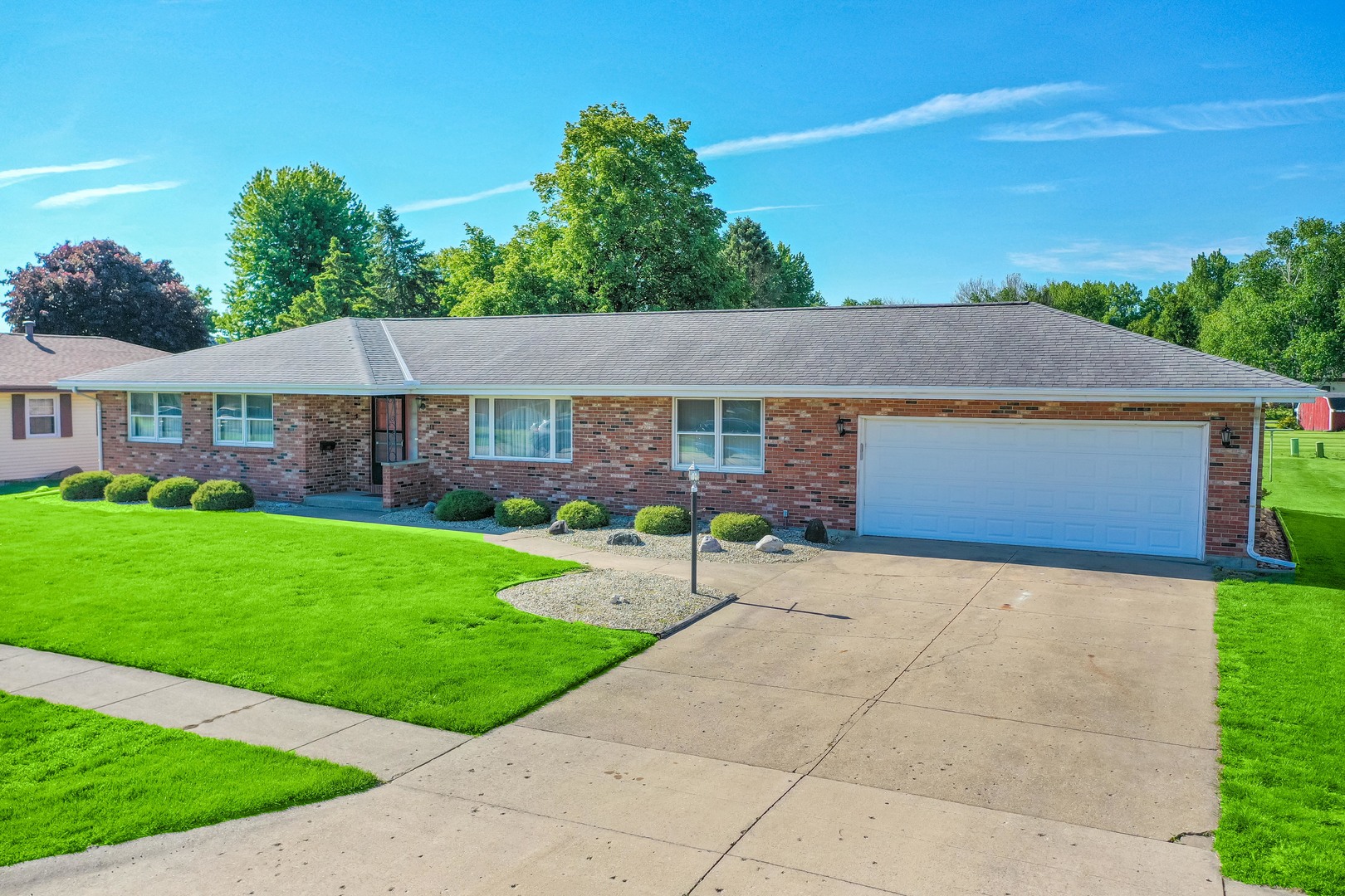 710 E Central Avenue, Princeton, IL 61356