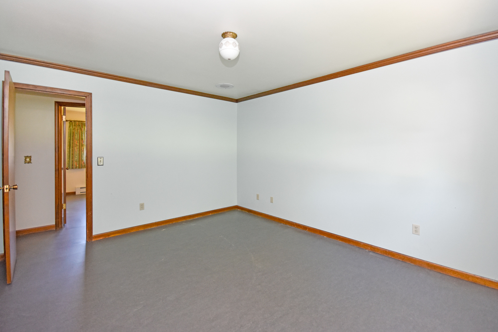 710 E Central Avenue, Princeton, IL 61356