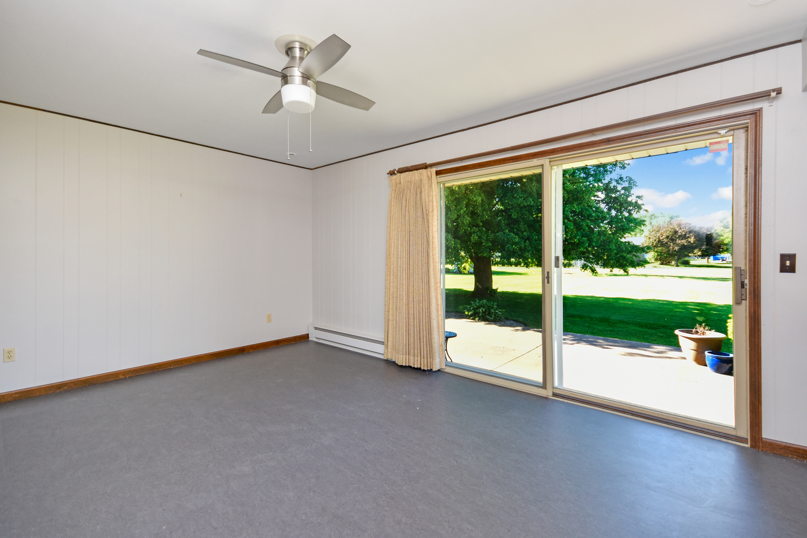 710 E Central Avenue, Princeton, IL 61356