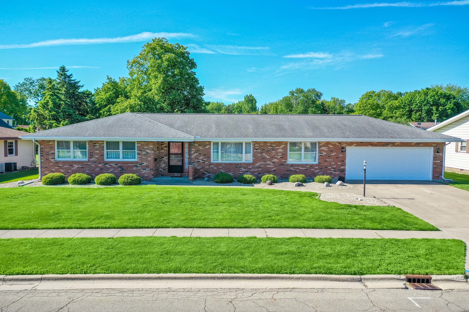 710 E Central Avenue, Princeton, IL 61356