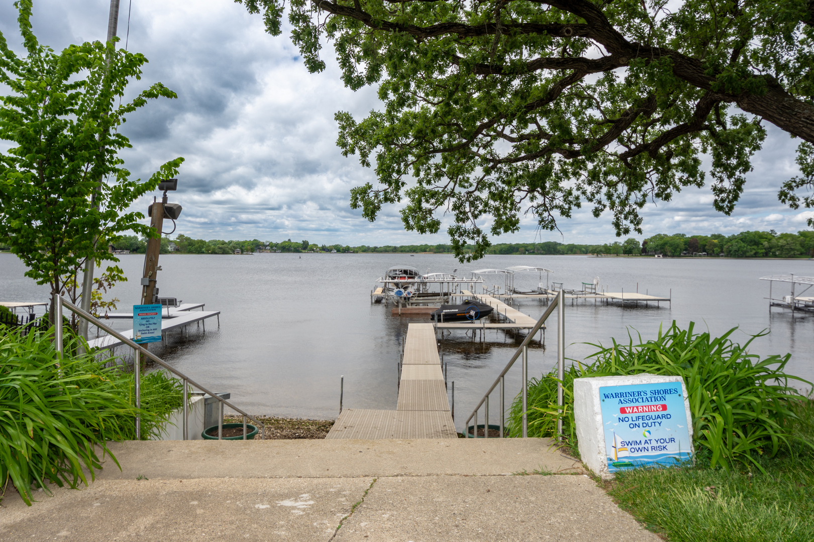 42986 N Lenora Street, Antioch, IL 60002