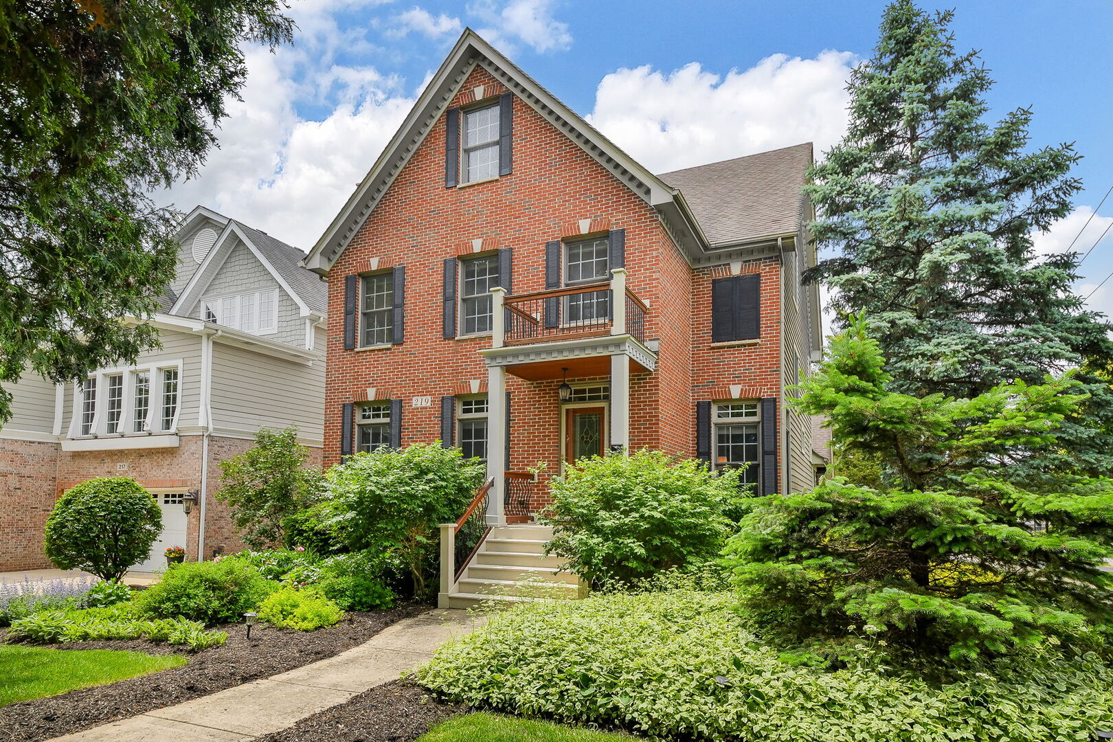 219 N Huffman Street, Naperville, IL 60540