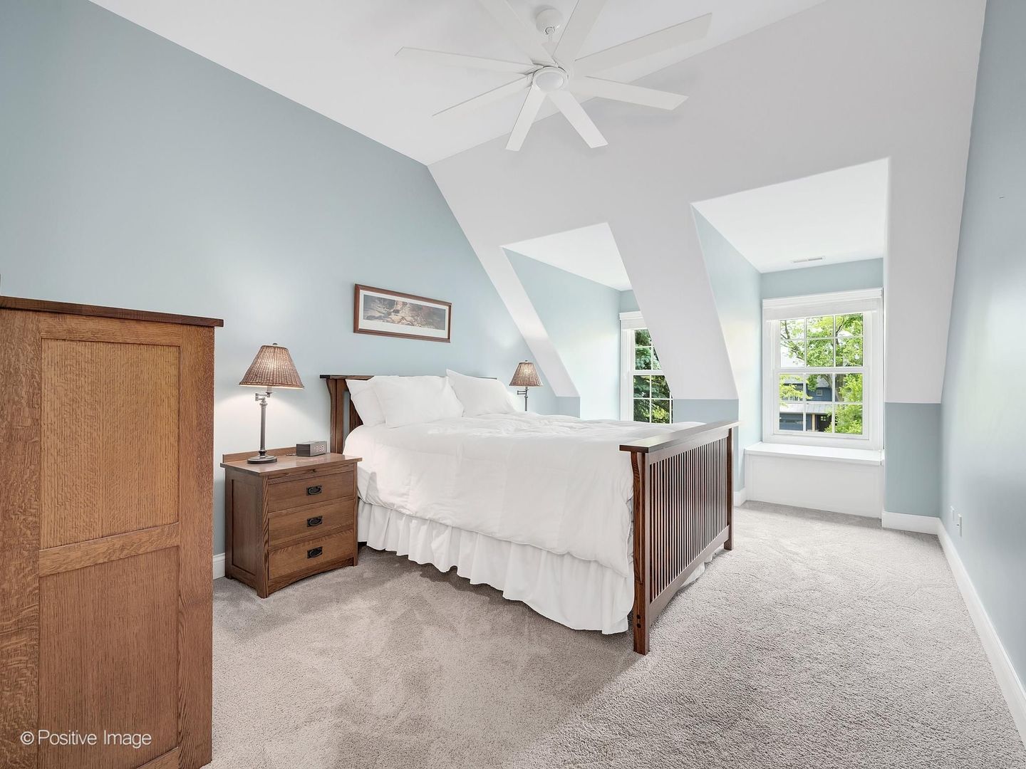 325 Ruby Street, Clarendon Hills, IL 60514