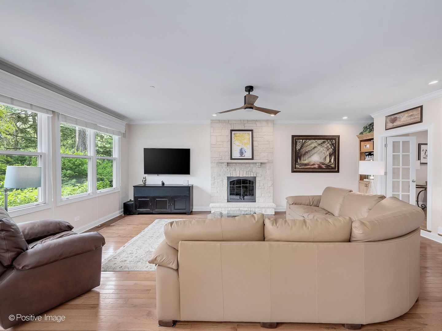 325 Ruby Street, Clarendon Hills, IL 60514