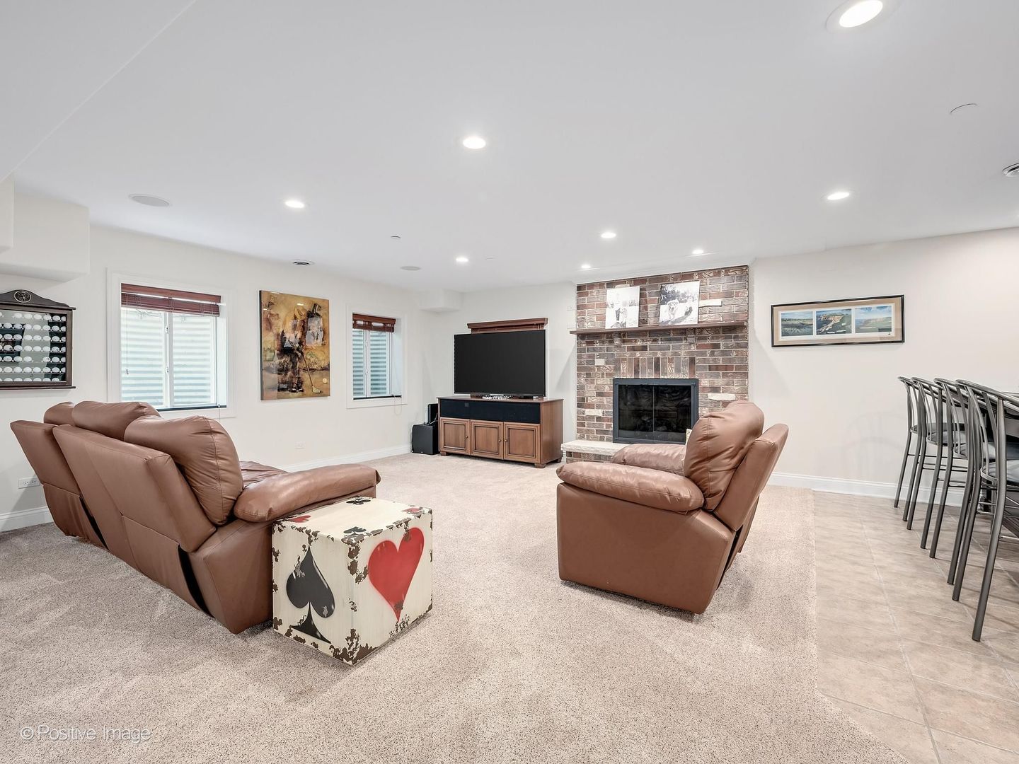 325 Ruby Street, Clarendon Hills, IL 60514