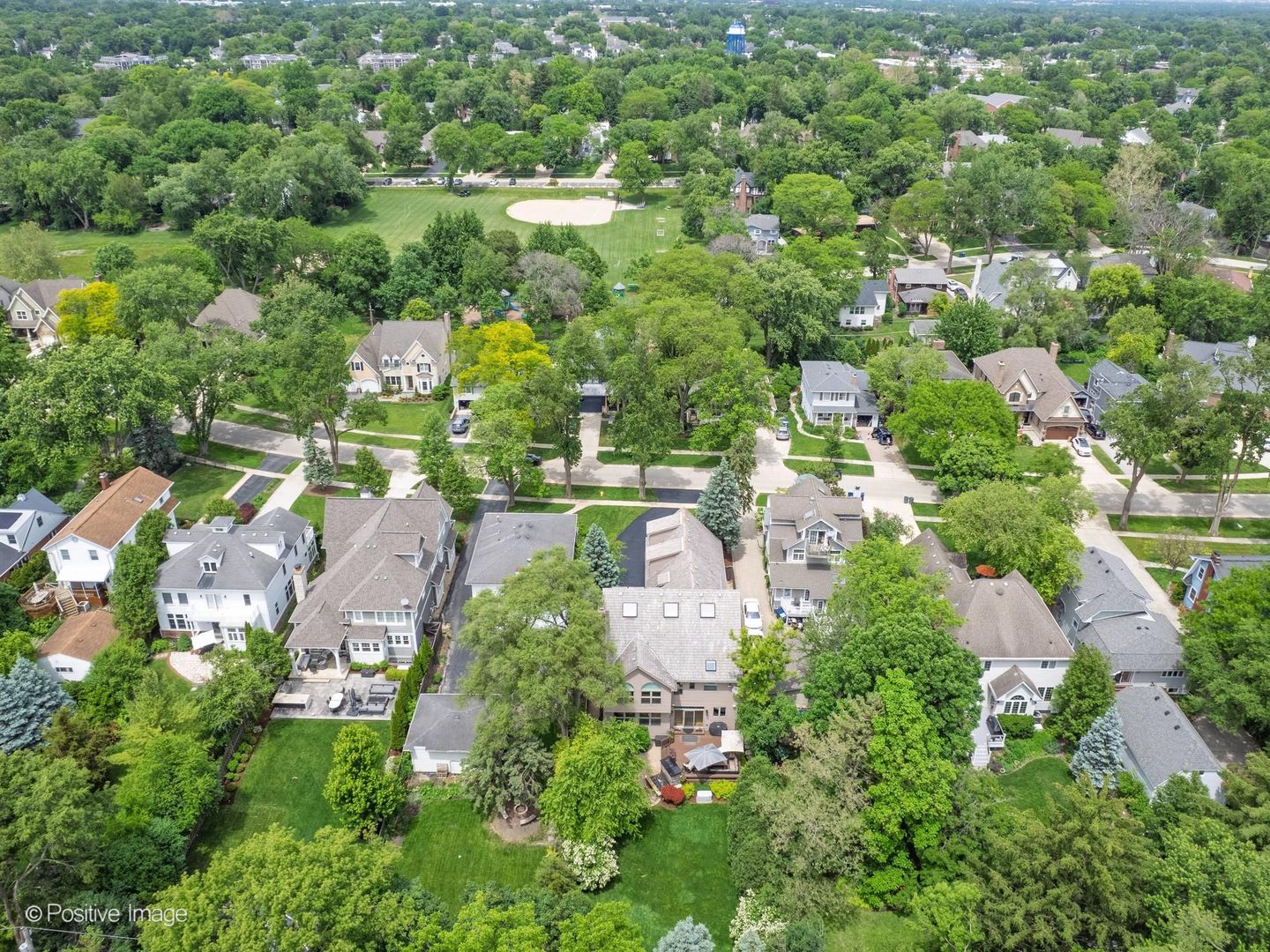 325 Ruby Street, Clarendon Hills, IL 60514