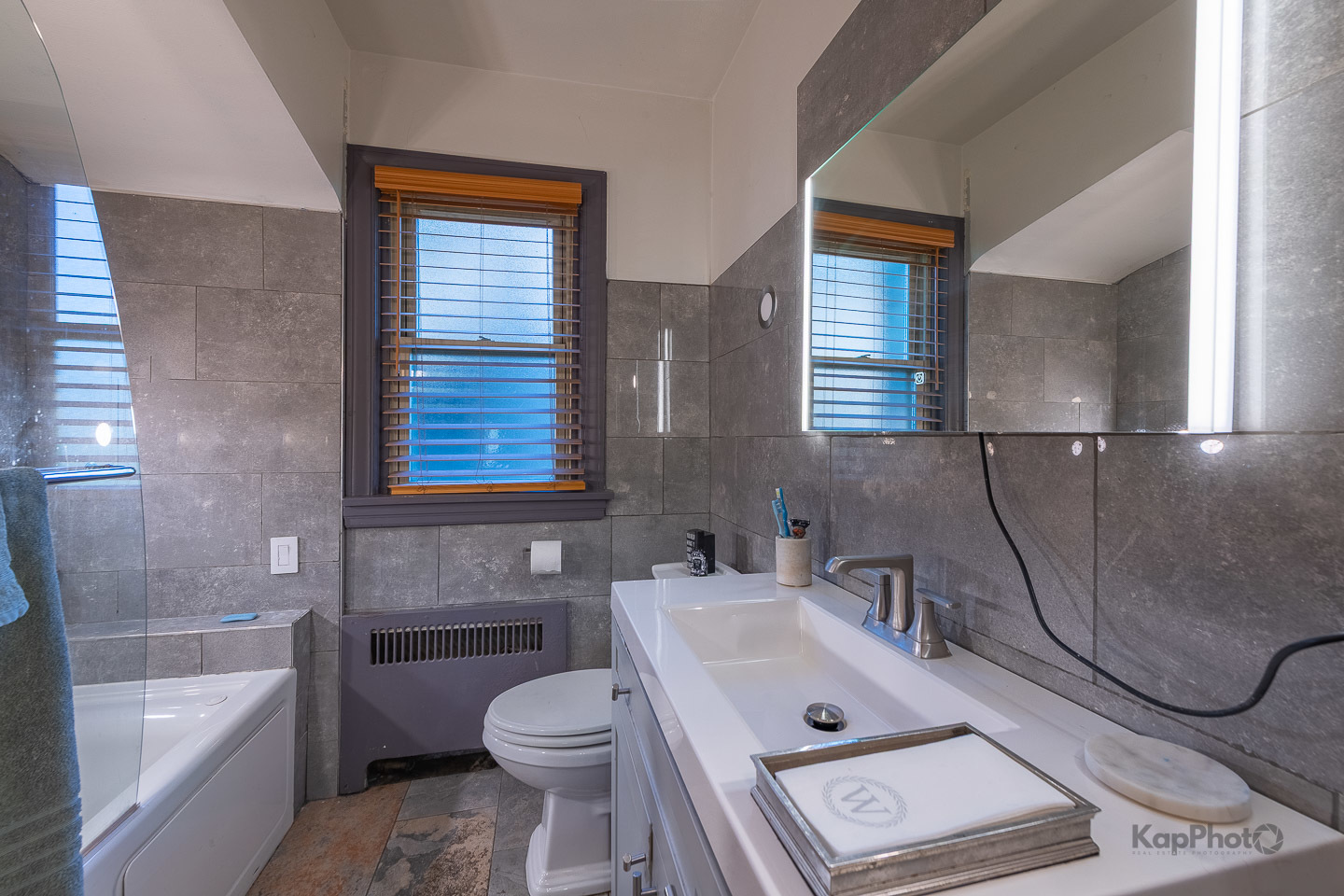1701 N Rutherford Avenue, Chicago, IL 60707
