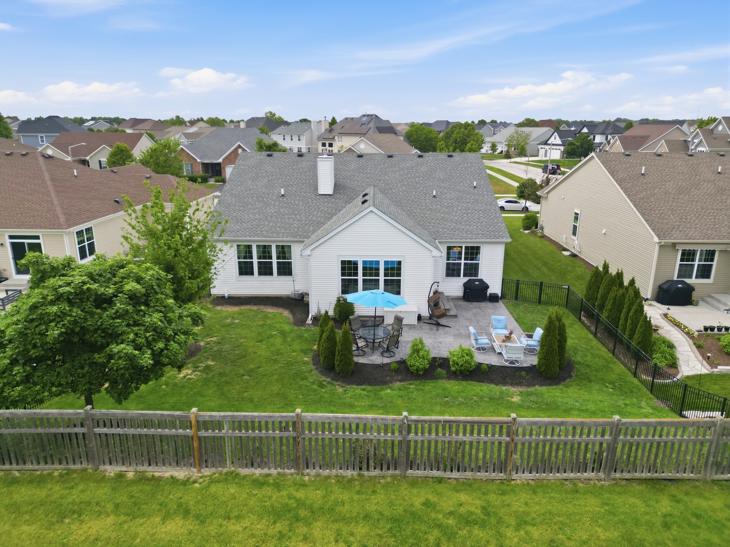 15932 S Selfridge Circle, Plainfield, IL 60586