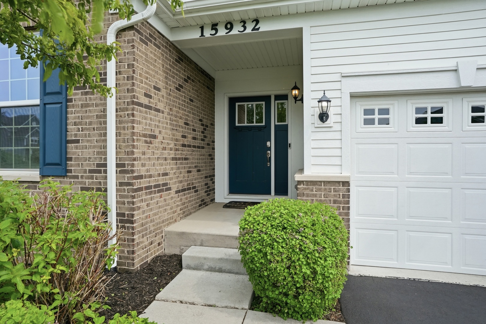 15932 S Selfridge Circle, Plainfield, IL 60586