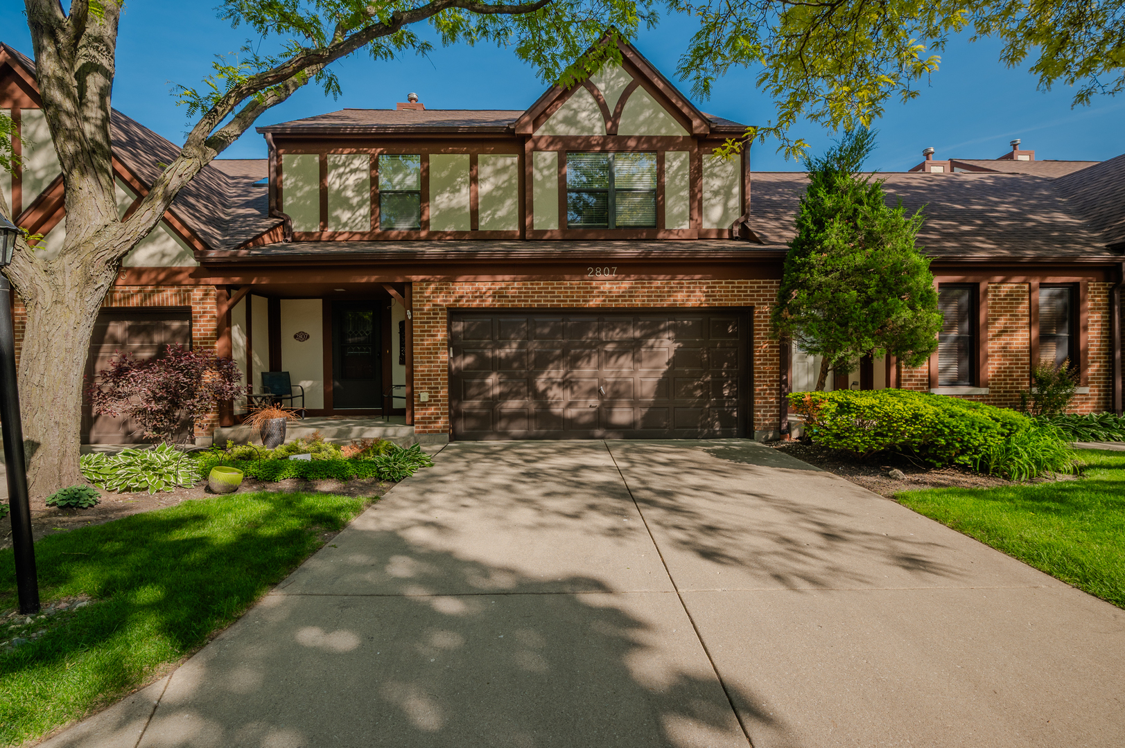 2807 Brighton Court, Westchester, IL 60154