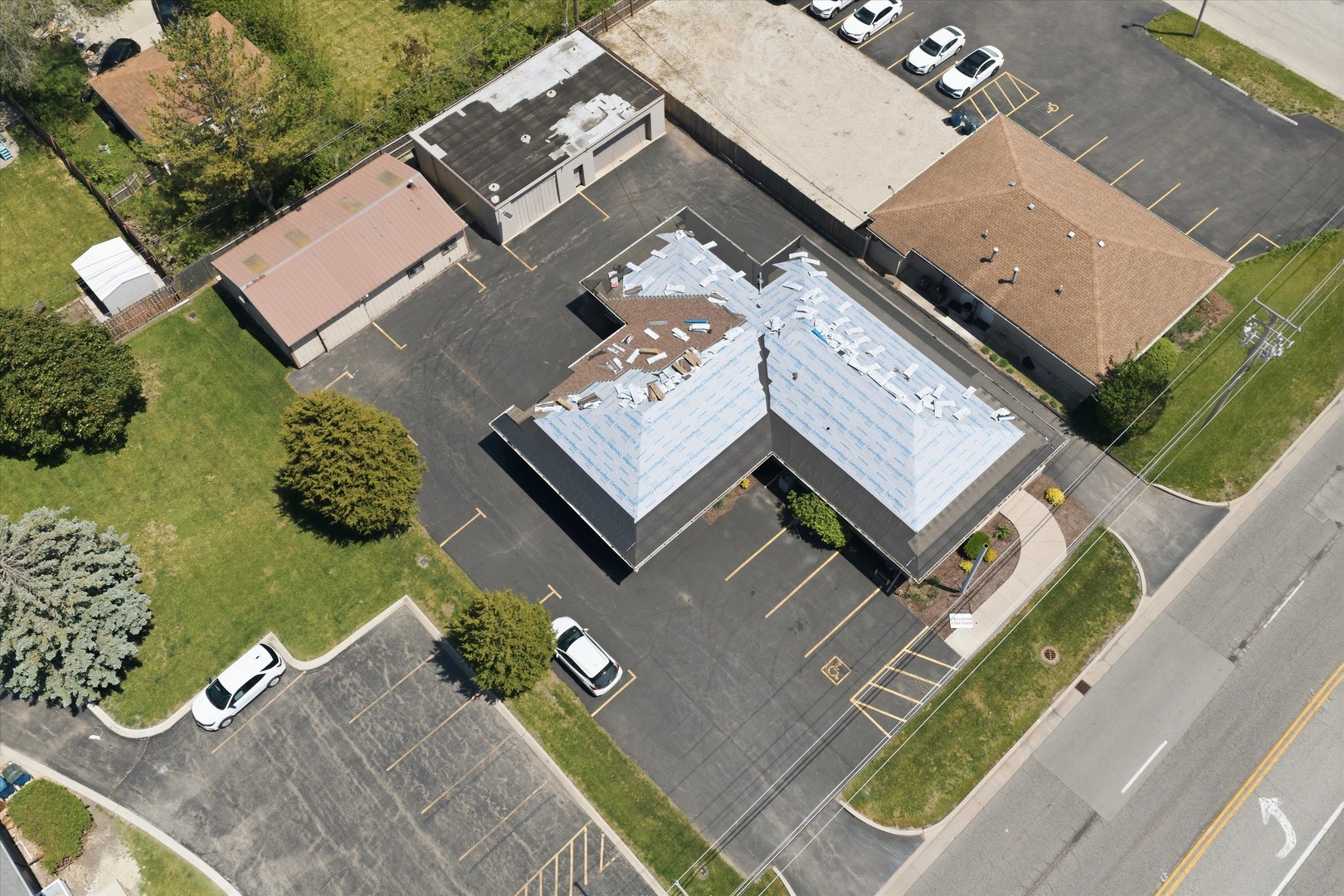 2304 Plainfield Road, Crest Hill, IL 60403