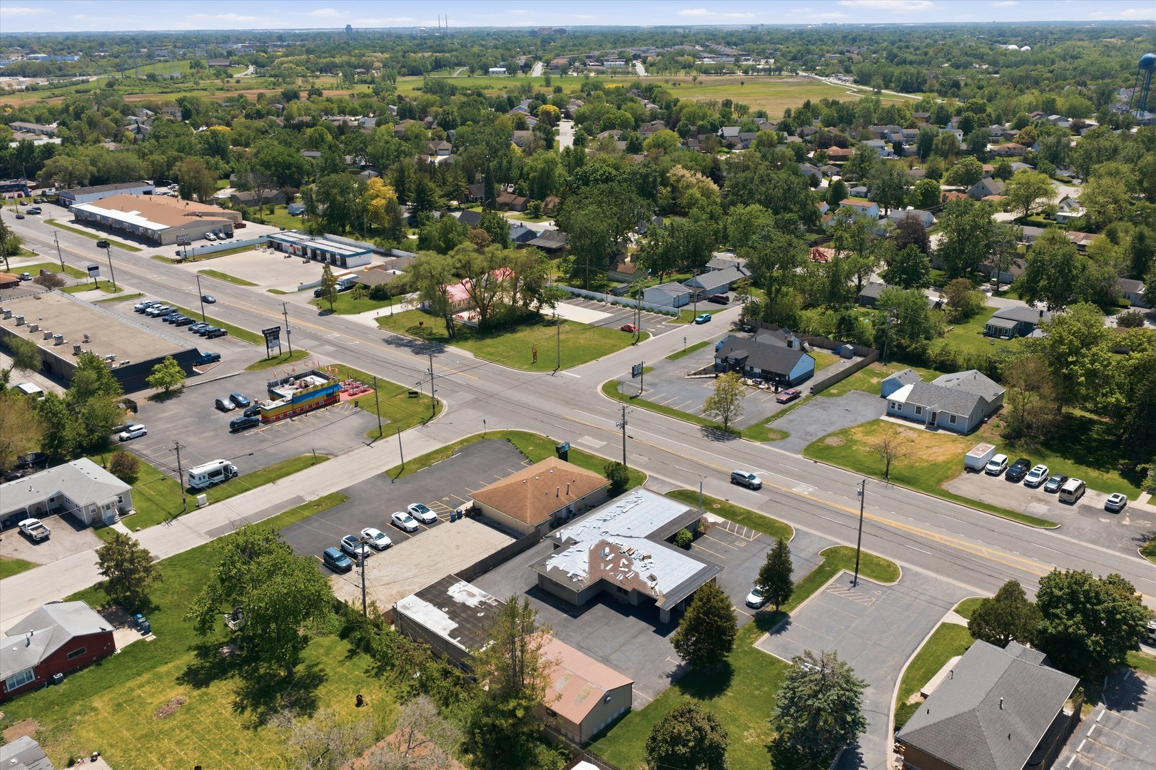 2304 Plainfield Road, Crest Hill, IL 60403